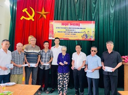 Tổ dân phố 11Y phường Yên Nghĩa tổ chức Hội nghị gặp mặt, tri ân người có công và các gia đình chính sách nhân kỷ niệm 78 năm Ngày Thương binh - Liệt sĩ
