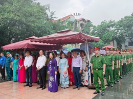 Phường Tương Mai tổ chức lễ dâng hương, đặt vòng hoa tưởng nhớ các anh hùng liệt sĩ nhân kỷ niệm 78 năm ngày Thương binh liệt sỹ (27/7/1947-27/7/2025) 
