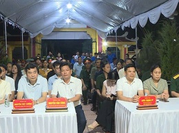 Xã Phúc Thọ tổ chức Lễ thắp nến tri ân các anh hùng liệt sỹ nhân dịp kỷ niệm 78 năm Ngày Thương binh – Liệt sỹ (27/7/1947-27/7/2025