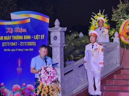 XÚC ĐỘNG LỄ THẮP NẾN TRI ÂN TẠI NGHĨA TRANG LIỆT SĨ HIỀN NINH, XÃ NỘI BÀI