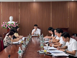 Tiểu ban Tuyên truyền, khánh tiết Đại hội Đại biểu Đảng bộ xã Ô Diên khóa I, Nhiệm kỳ 2025-2030 họp thông qua phân công nhiệm vụ.