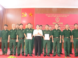 Ban chấp hành Hội Cựu Chiến Binh xã Hòa Phú tổ chức Hội nghị công bố quyết định thành lập Hội CCB xã