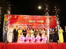 Phường Ô Chợ Dừa tổ chức chương trình nghệ thuật tuyên truyền việc thực hiện sáp nhập địa giới hành chính và triển khai mô hình chính quyền địa phương 2 cấp