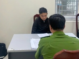 Công an phường Phú Lương bắt quả tang 2 đối tượng mua bán trái phép chất ma túy tại khu vực phía trước chung cư PCC1