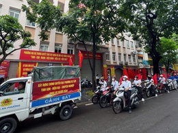 Đoàn xe tuyên truyền lưu động chào mừng vận hành chính quyền địa phương 2 cấp và thành lập phường Hai Bà Trưng
