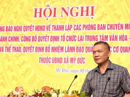 Xã Mỹ Đức công bố các quyết định thành lập các phòng ban chuyên môn, đơn vị sự nghiệp và trao quyết định cán bộ