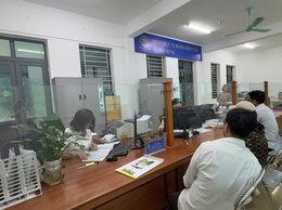 TAM HƯNG: ĐẨY MẠNH CẢI CÁCH, KHẮC PHỤC KHÓ KHĂN TRONG GIẢI QUYẾT THỦ TỤC HÀNH CHÍNH TẠI ĐIỂM PHỤC VỤ HÀNH CHÍNH CÔNG