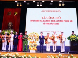Công an phường Hoàn Kiếm công bố quyết định của Giám đốc Công an TP Hà Nội về công tác cán bộ