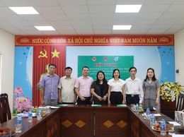 Các hội đoàn thể phường Tây Hồ, Phú Thượng ký kết hợp đồng ủy thác với Ngân hàng chính sách xã hội Tây Hồ