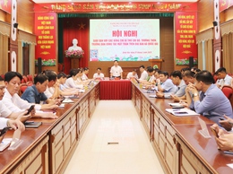 Quốc Oai tổ chức hội nghị giao ban Bí thư Chi bộ, Trưởng thôn, Trưởng ban công tác Mặt trận