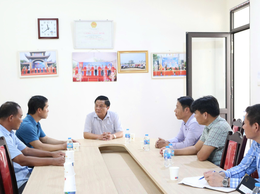 Chủ tịch UBND xã Trần Thanh Hoài khảo sát hoạt động các nhà văn hoá trên địa bàn xã Mê Linh