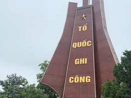 ĐẢNG UỶ - HĐND - UBND - UBMTTQ VIỆT NAM XÃ NỘI BÀI DÂNG HƯƠNG TƯỞNG NIỆM CÁC ANH HÙNG LIỆT SĨ