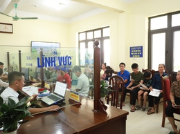 Xã đảo Minh Châu, người dân không còn phải đi phà qua sông để làm thủ tục hành chính
