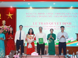 Lễ trao quyết định của Hội Nông dân thành phố Hà Nội về công tác cán bộ tại phường Chương Mỹ