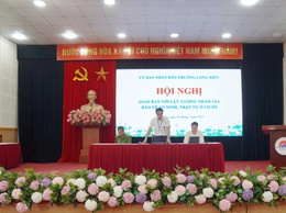 Phường Long Biên tổ chức giao ban với lực lượng tham gia bảo vệ an ninh, trật tự cơ sở triển khai nhiệm vụ trọng tâm 6 tháng cuối năm 2025.