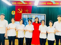 Trường THCS Thạch Thán vinh danh học sinh tiêu biểu đạt thành tích cao trong kỳ thi vào lớp 10 THPT năm học 2025–2026