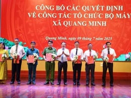 Đảng ủy xã Quang Minh công bố quyết định thành lập các chi bộ trực thuộc Đảng bộ xã; quán triệt, triển khai kế hoạch tổ chức đại hội Đảng bộ xã Quang Minh lần thứ I, nhiệm kỳ 2025 - 2030