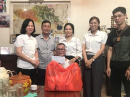 Hội Liên hiệp Phụ nữ xã Thư Lâm tổ chức hoạt động tri ân nhân kỷ niệm 78 năm Ngày Thương binh - Liệt sĩ