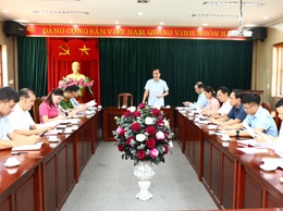 Đồng chí Phó Bí thư Thường trực Đảng ủy xã yêu cầu hoàn thành đề cương báo cáo chính trị của Đảng bộ xã nhiệm kỳ 2025-2030 trước ngày 17/7