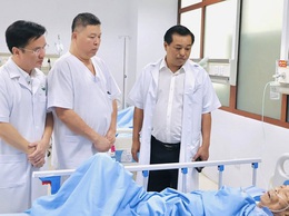 Tiếp tục là điểm tựa y tế vững chắc – nơi mọi người dân có quyền được hưởng dịch vụ chăm sóc sức khỏe hiện đại