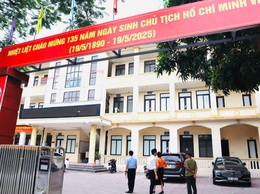 Đoàn giám sát HĐND phường Từ Liêm khảo sát thực trạng trụ sở các Ủy ban nhân dân phường cũ; nhà văn hóa nhằm thực hành tiết kiệm, chống lãng phí