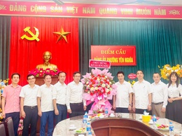 ĐẢNG ỦY PHƯỜNG YÊN NGHĨA CHÚC MỪNG 95 NĂM NGÀY TRUYỀN THỐNG NGÀNH TUYÊN GIÁO