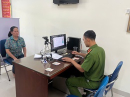 Xã Gia Lâm đẩy mạnh cấp thẻ đảng viên điện tử, chuẩn hóa dữ liệu trong kỷ nguyên số