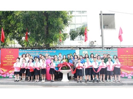Ra mắt tuyến phố Hoa rực rỡ tại phường Hai Bà Trưng