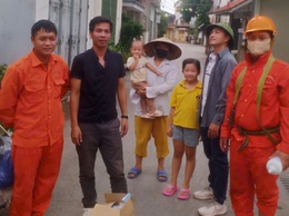 Tổ dân phố 16Y thực hiện thay mới hệ thống đèn chiếu sáng, chào mừng Đại hội Đảng bộ phường Yên Nghĩa lần thứ I