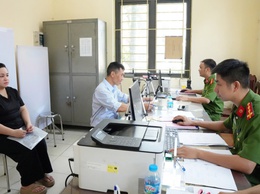 Phường Sơn Tây triển khai cấp, đổi thẻ Đảng viên