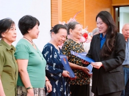 Ấm lòng người có công từ những điều giản dị