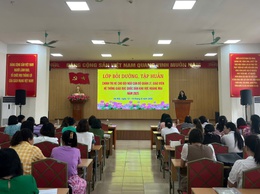 Trung tâm Chính trị khu vực Hoàng Mai tổ chức lớp Bồi dưỡng, tập huấn chính trị hè cho đội ngũ cán bộ quản lý, giáo viên hệ thống giáo dục quốc dân khu vực Hoàng Mai năm 2025