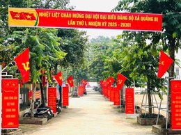 Tổ chức treo cờ Đảng, cờ Tổ quốc tuyên truyền trực quan chào mừng Đại hội Đảng các cấp và kỷ niệm 80 năm Cách mạng Tháng Tám, Quốc Khánh 2/9