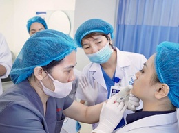 Khoa Phẫu thuật – Laser – VLTL – CSD, Bệnh viện Da liễu Hà Nội nâng cao chất lượng điều trị từ đổi mới kỹ thuật và mở rộng dịch vụ