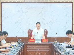 UBND xã Phúc Thọ làm việc với Phòng Kinh tế về một số nhiệm vụ trọng tâm