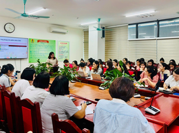 Trường Tiểu học Linh Đàm tổ chức buổi tập huấn, bồi dưỡng chuyên môn: Đánh giá học sinh theo thông tư 27 của Bộ Giáo dục và Đào tạo
