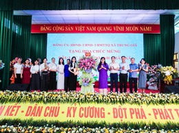 TRUNG GIÃ: THÀNH LẬP CÂU LẠC BỘ NỮ DOANH NHÂN VÀ GIAO LƯU VỚI HOA HẬU DOANH NHÂN THANH THÙY