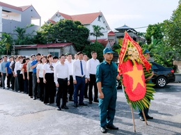 Đảng uỷ xã Hoà Xá viếng nghĩa trang liệt sỹ trước thềm Đại hội Đảng bộ xã lần thứ I, nhiệm kỳ 2025 – 2030