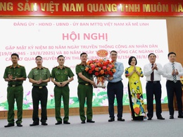 Mê Linh: Gặp mặt kỷ niệm 80 năm ngày truyền thống các ngành