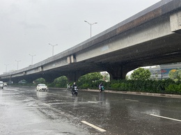 Ngày 19/8, Hà Nội có mưa vừa, mưa to và dông; đêm mưa giảm dần