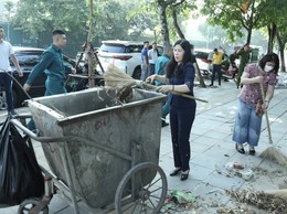 Phường Cầu Giấy ra quân tổng vệ sinh môi trường