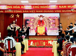 Tổng duyệt chương trình nghệ thuật chào mừng Đại hội Đảng bộ xã Nam Phù lần thứ Nhất