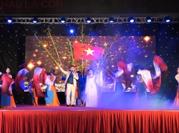 LIÊN HOAN NGHỆ THUẬT CHÀO MỪNG THÀNH CÔNG ĐẠI HỘI ĐẢNG BỘ XÃ DÂN HÒA LẦN THỨ I, NHIỆM KỲ 2025 - 2030: KHÍ THẾ MỚI, NIỀM TIN MỚI