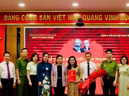 Thanh Xuân thành lập Chi bộ Công ty Đấu giá hợp danh Việt Nam