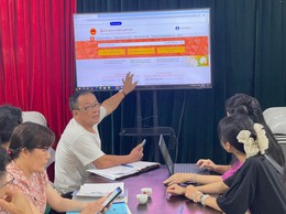 XÃ ĐÔNG ANH TĂNG CƯỜNG HOẠT ĐỘNG CỦA TỔ CHUYỂN ĐỔI SỐ CỘNG ĐỒNG VÀ “ĐIỂM BÌNH DÂN HỌC VỤ SỐ LƯU ĐỘNG”