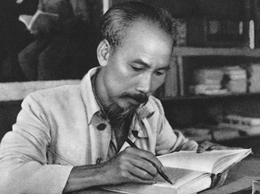 Di chúc của Chủ tịch Hồ Chí Minh viết, sửa, hoàn thiện từ năm 1965 đến năm 1969 trước lúc Người đi xa