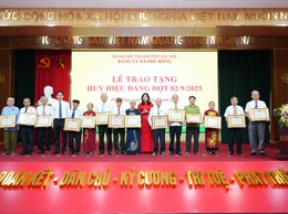 Đảng bộ Xã Phù Đổng có 104 đảng viên được nhận Huy hiệu Đảng đợt 02/9/2025