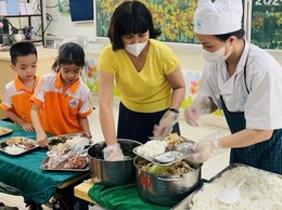 Triển khai hỗ trợ các bữa ăn bán trú cho học sinh Tiểu học trên địa bàn xã Dương Hòa năm học 2025-2026