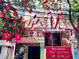 SẮC ĐỎ TRONG NHỮNG NGÀY THÁNG LỊCH SỬ CỦA DÂN TỘC