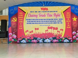 Chương trình văn nghệ đặc biệt chào mừng thành công Đại hội đại biểu Đảng bộ xã Hòa Phú lần thứ I.
